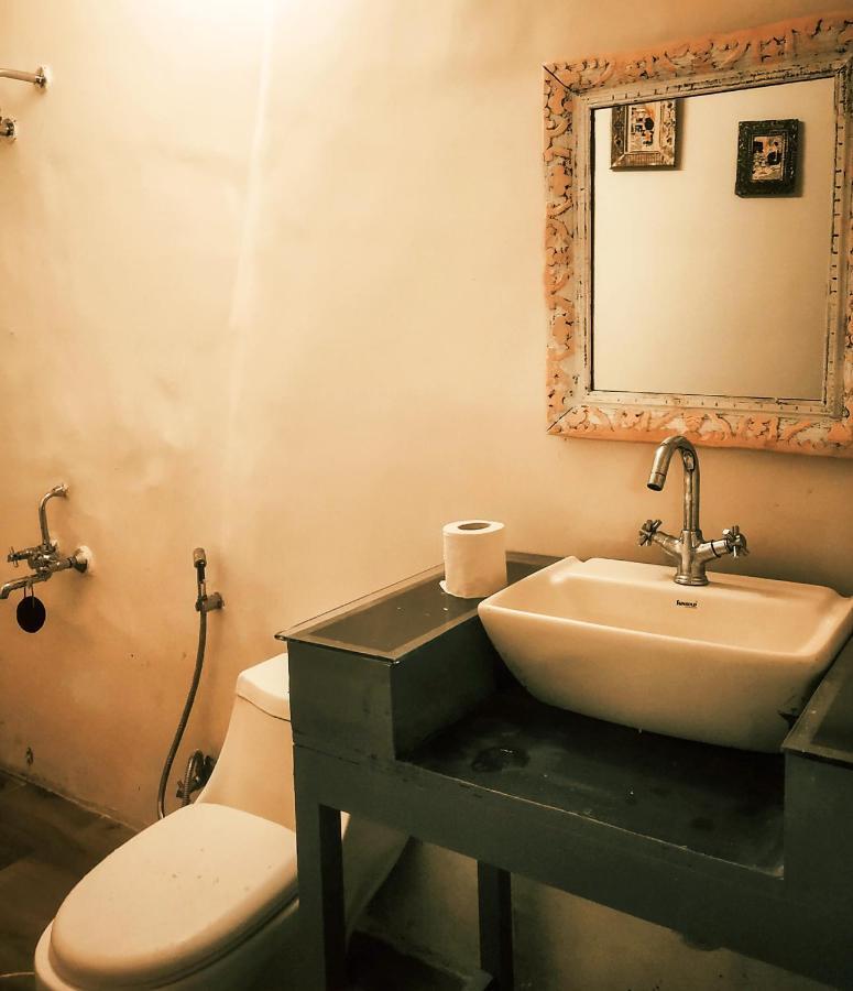 The Hosteller Goa, Анжуна Экстерьер фото